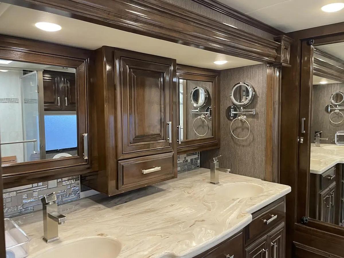 Used 2019 Thor Motor Coach TUSCANY 45MX Class A Motorhome