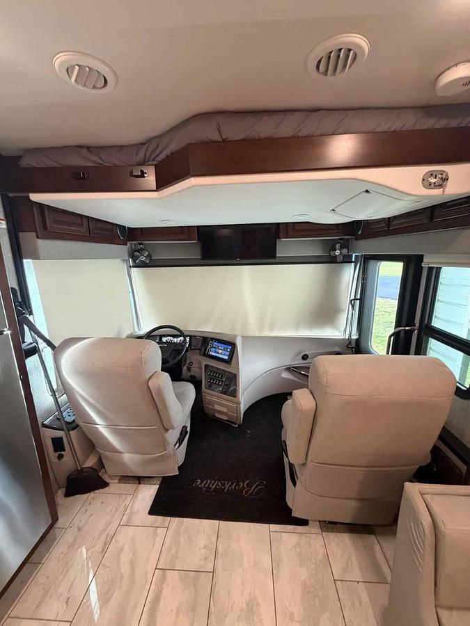 Used 2022 Forest River Berkshire 40F