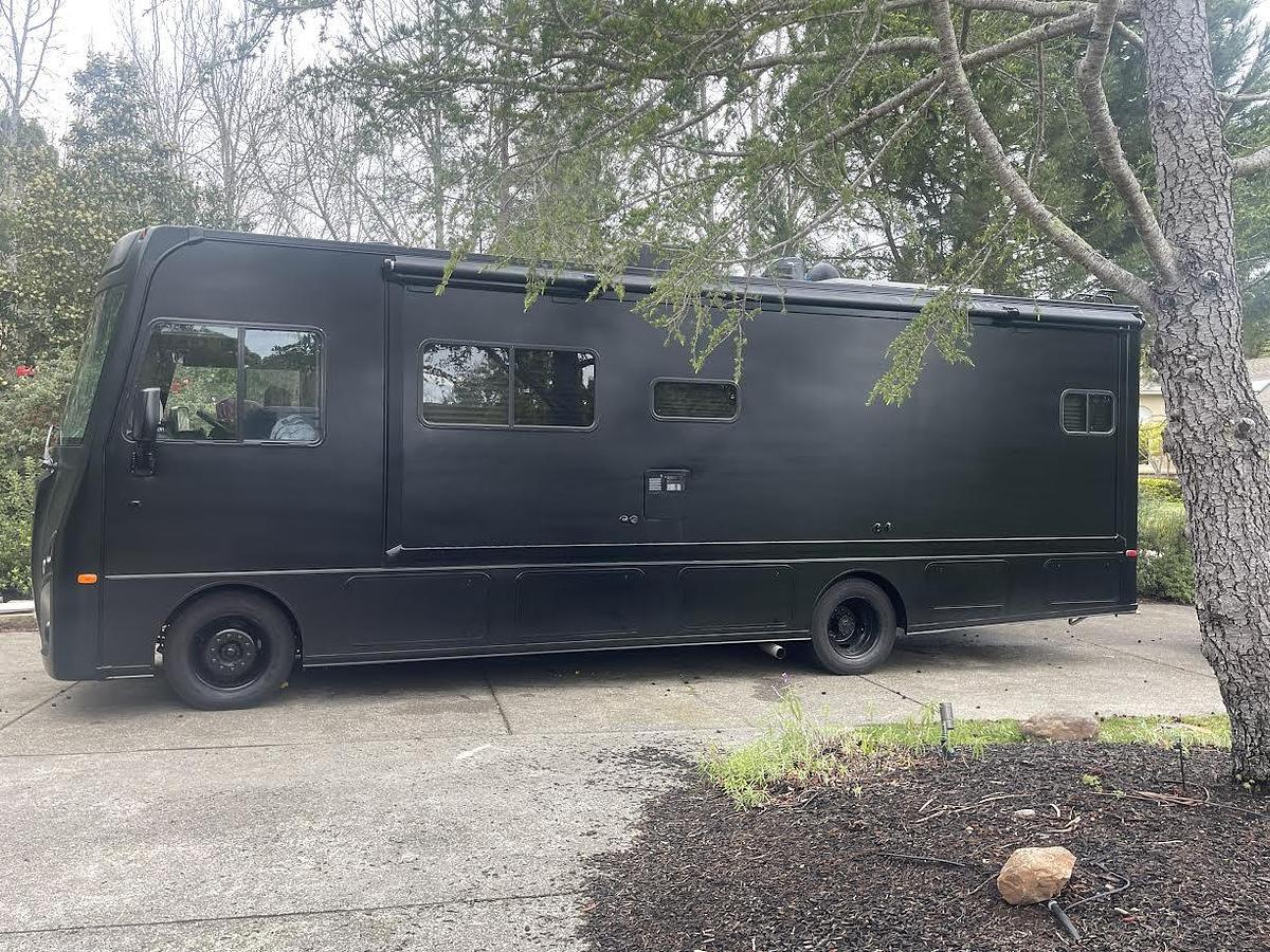 Used 2019 Winnebago Intent 29L Class A Motorhome
