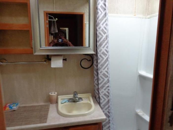 Used 2006 Gulf Stream Endura Super C Duramax