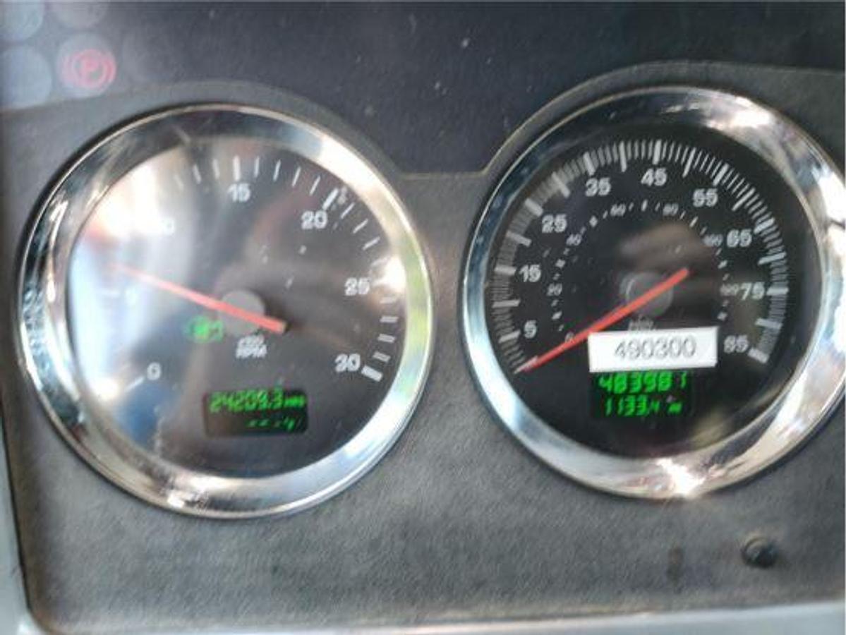 Used 2006 Kenworth T800 Hook Lift Truck