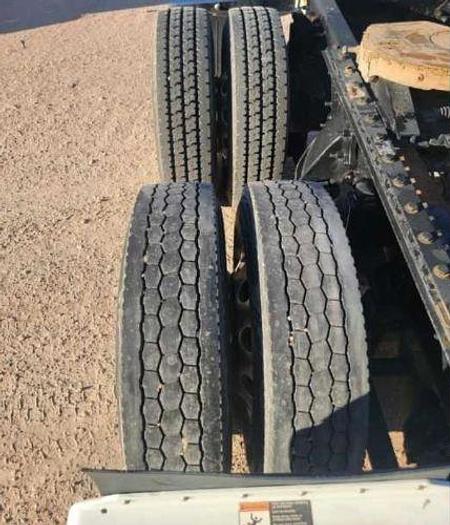 Used 2016 Freightliner CORONADO 132