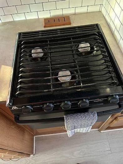 Used 2004 Fleetwood Tioga 26Q