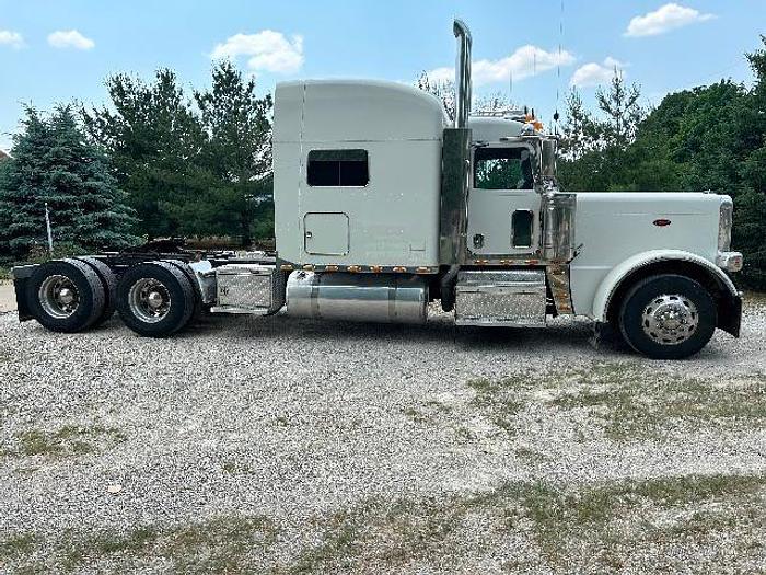 Used 2015 Peterbilt 389