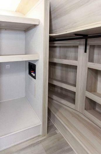 Used 2022 Alliance Paradigm 370FB