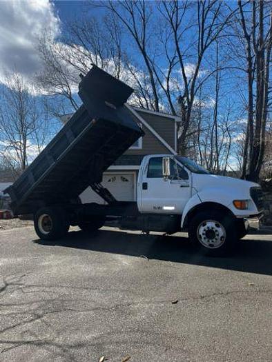 Used 2000 Ford F650 XLT