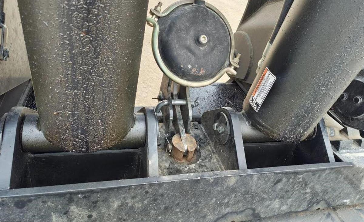 Used 2022 Kaufman Lowboy Trailer