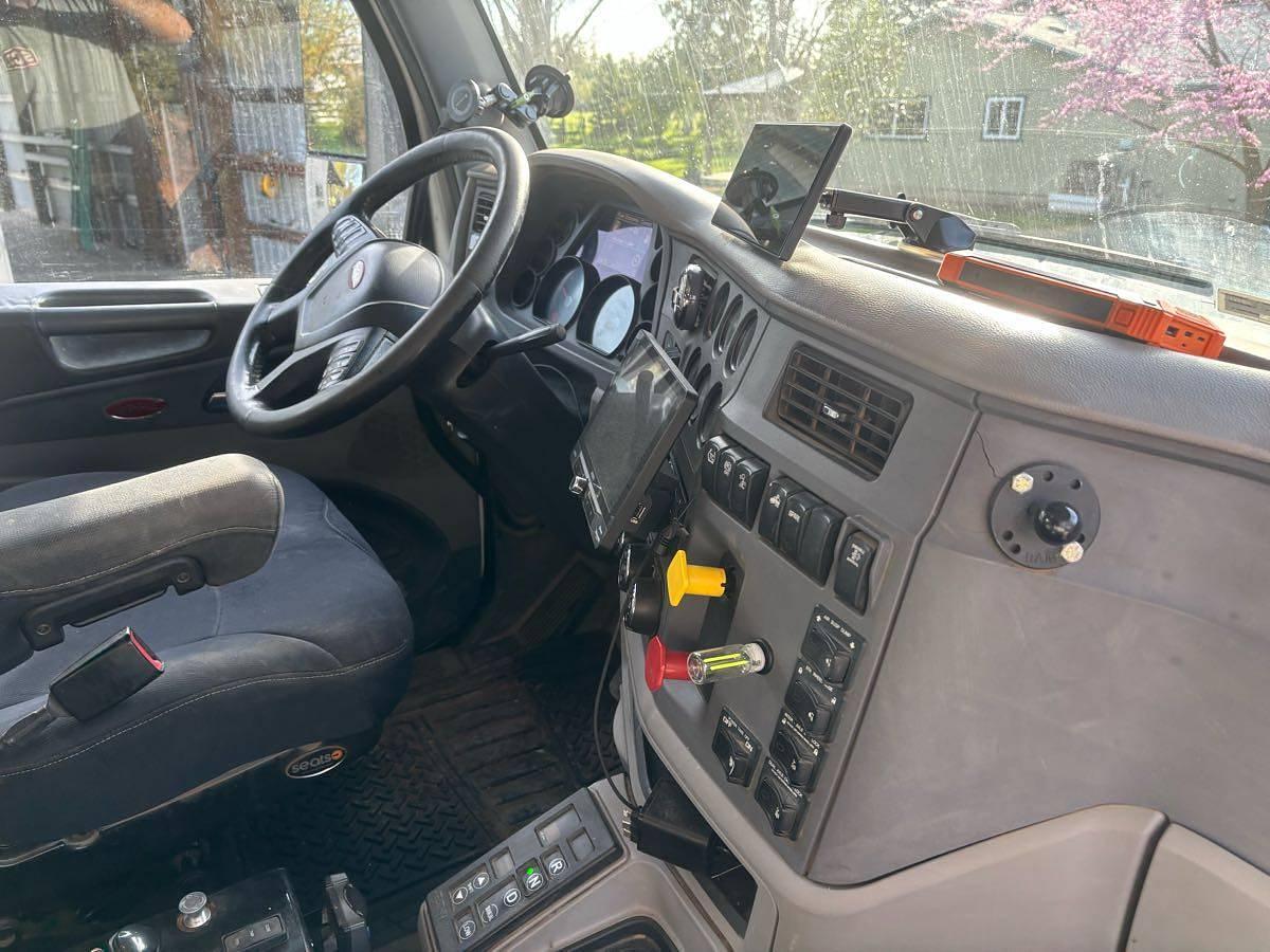 Used 2018 Peterbilt 579 Four Axle Dump Truck