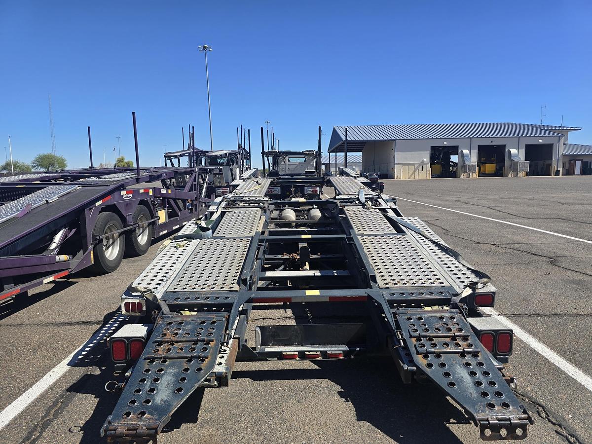 Used 2014 Volvo 10 Car Hauler