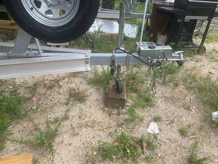 Used 1989 Larson Center Console Powerboat