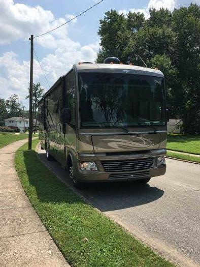 Used 2015 Fleetwood Bounder 35K
