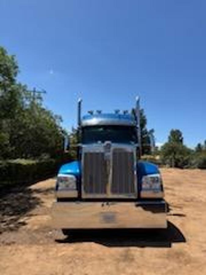 Used 2020 Kenworth W990