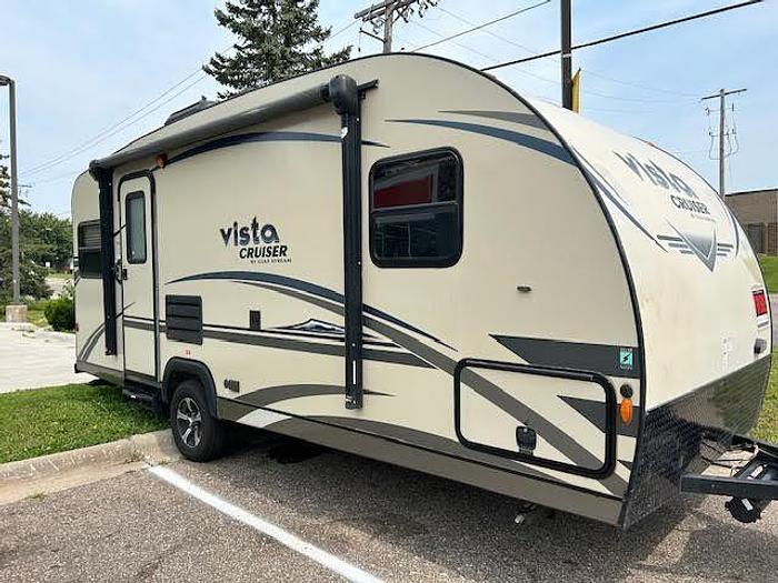 Used 2018 Gulf Stream Vista Cruiser 19ERD