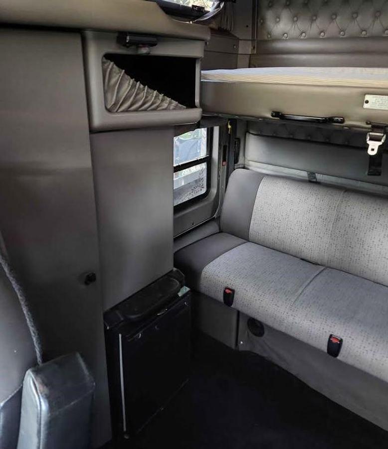 Used 2012 Kenworth W900L Sleeper Semi Truck