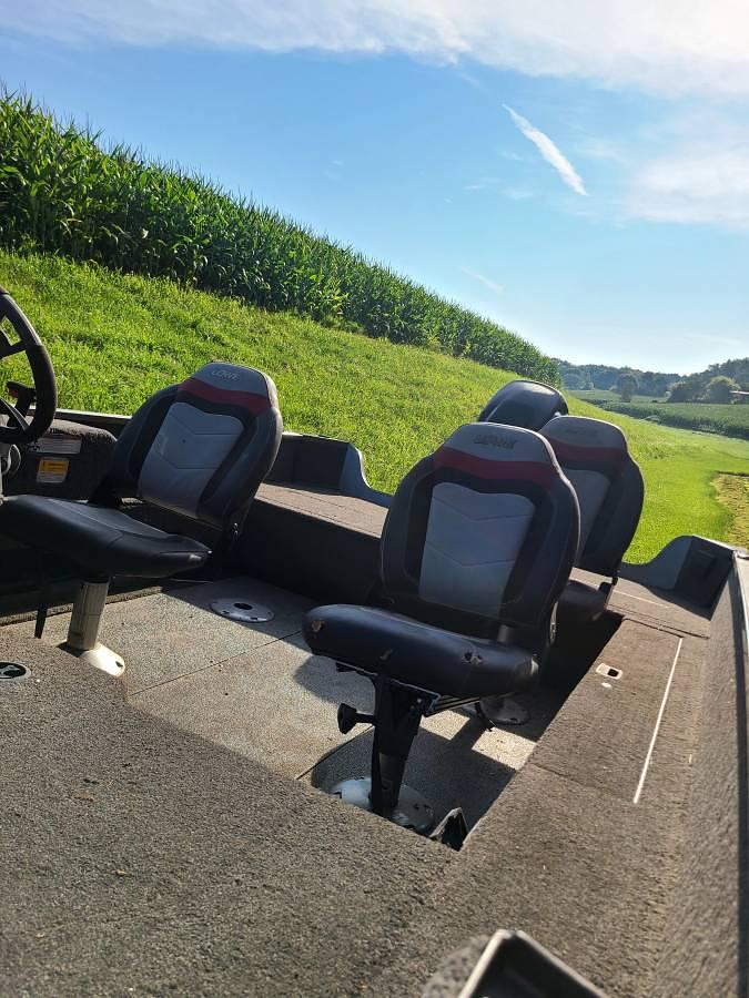 Used 2017 Lowe FM 165 Pro