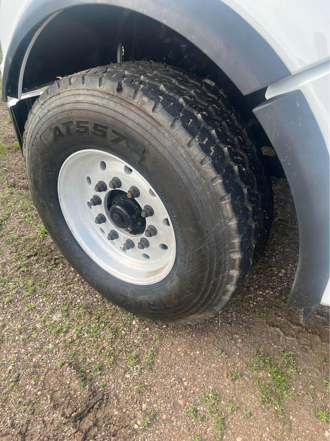 Used 2024 Kenworth T880 Dump Truck