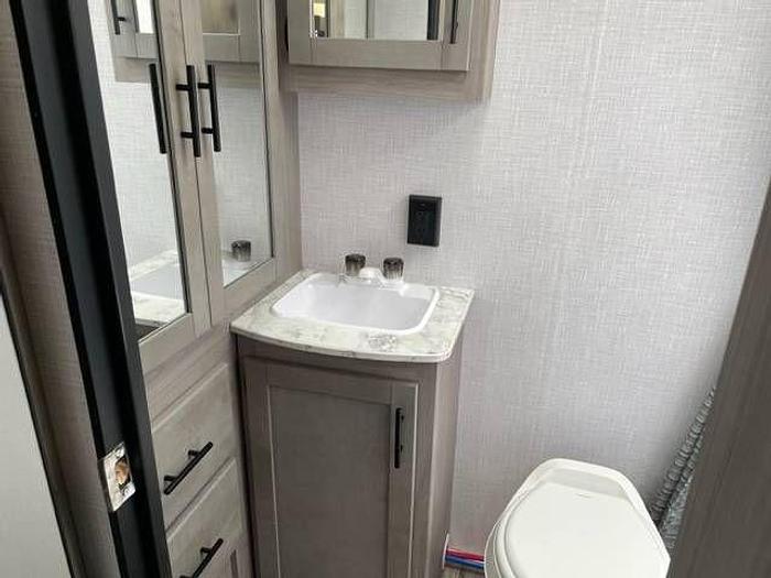 Used 2022 Keystone Coleman 1805RB