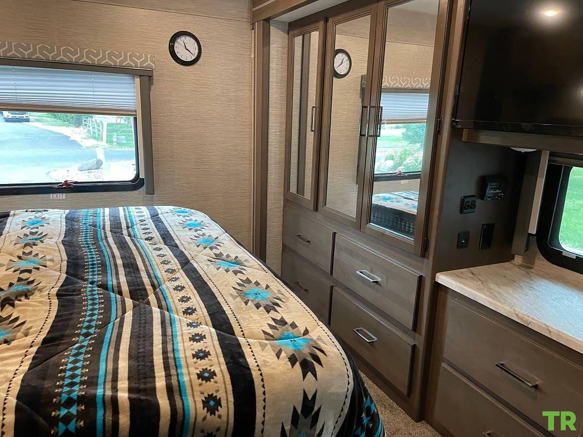 Used 2022 Thor Freedom Traveler