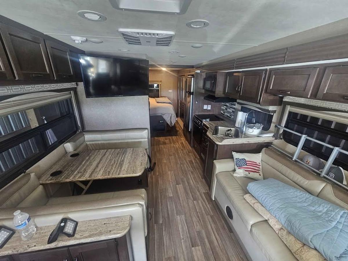 Used 2018 Thor Motor Coach  A.C.E. 29.3