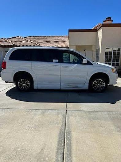 Used 2017 Dodge Grand Caravan SXT Handicap Accessible Van