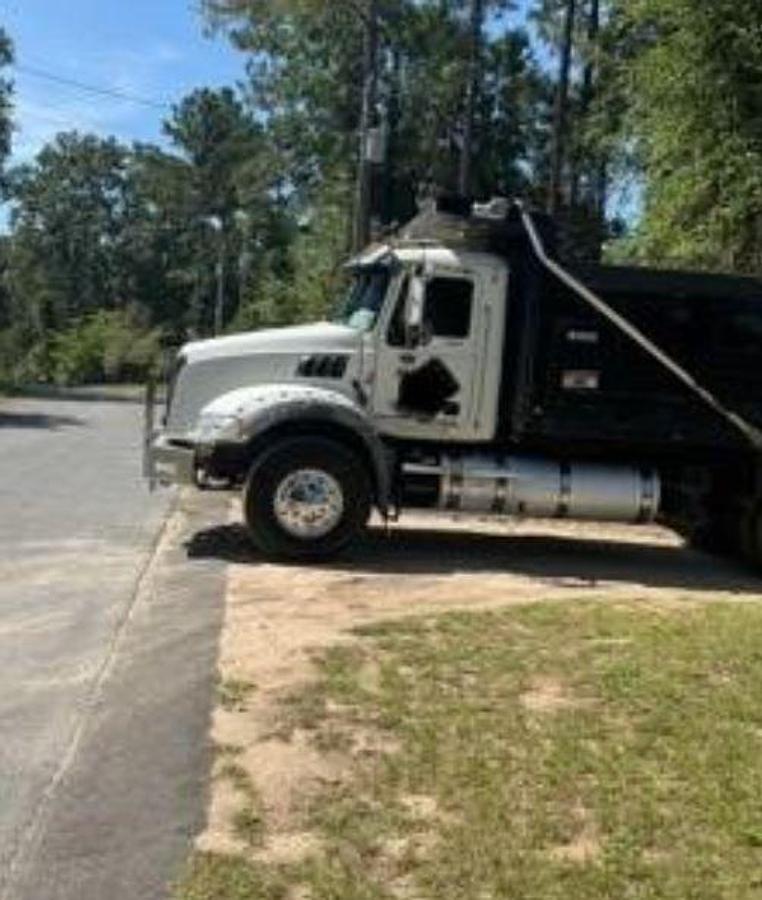 Used 2016 MACK GRANITE GU813 Dump Truck