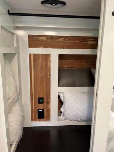 Used 2024 Jayco Pinnacle 36KPTS