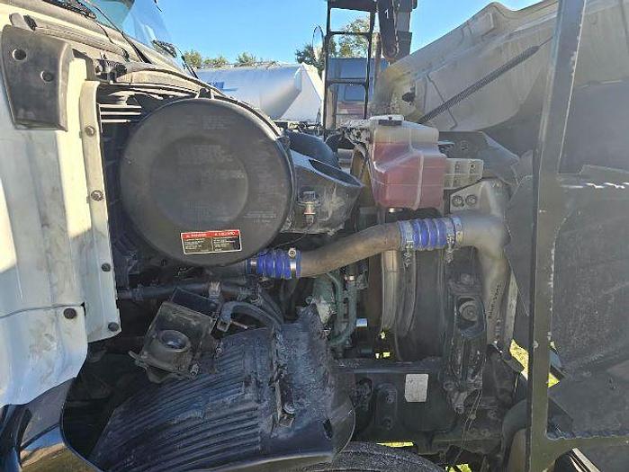 Used 2015 Volvo VAH Car Hauler