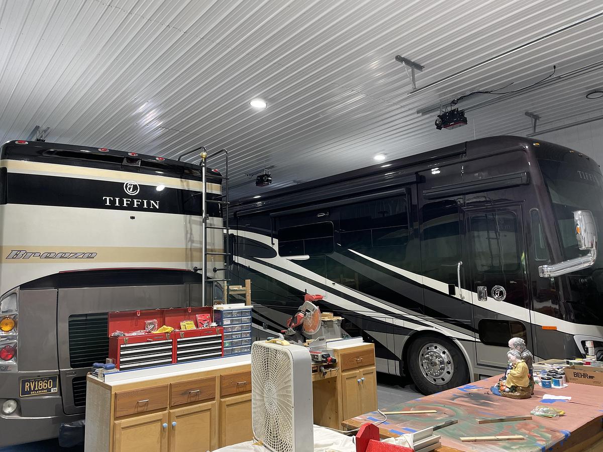 Used 2022 Tiffin Allegro Breeze 31BR