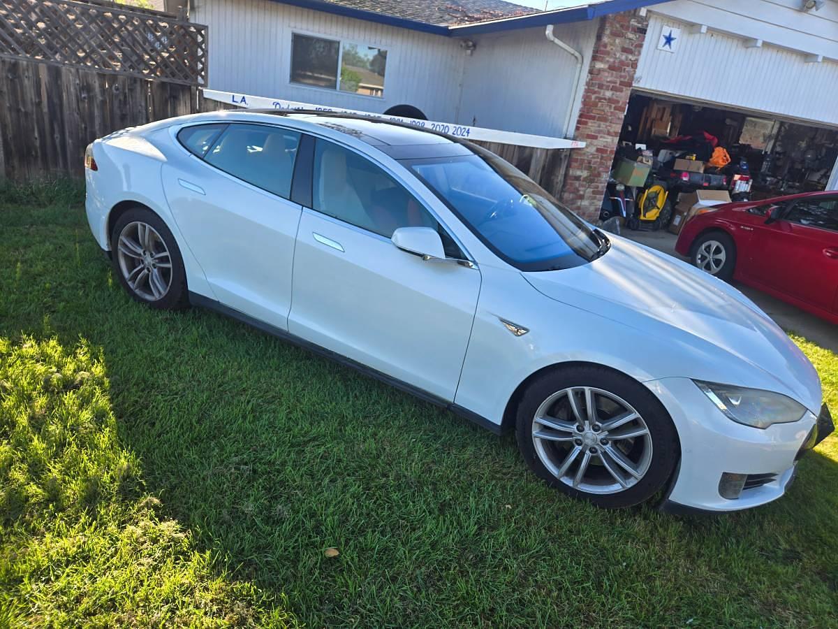 Used 2015 Tesla Model S 70d