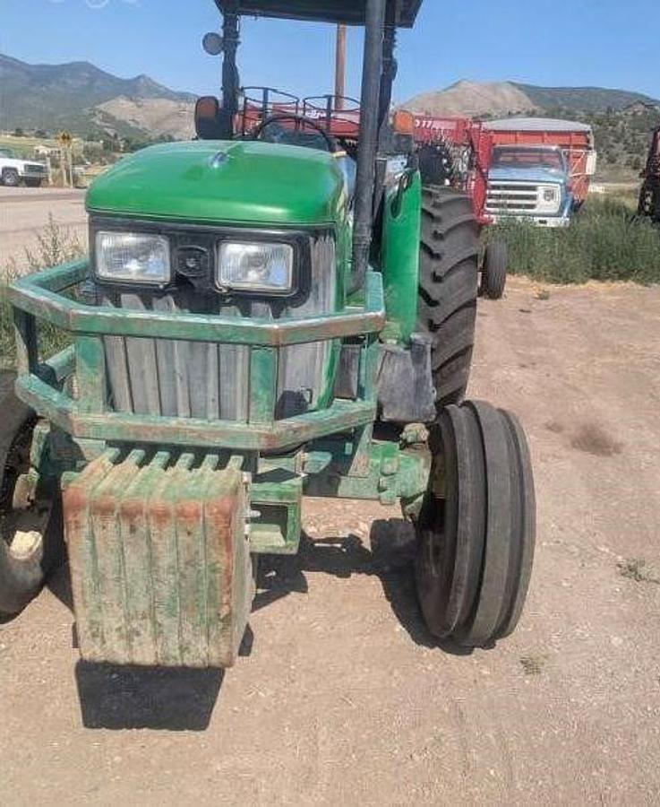Used 2009 JOHN DEERE 5065M Tractor