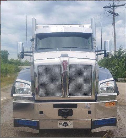 Used 2022 KENWORTH T880 Dump Truck