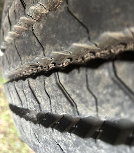 Used 2013 WILSON PSDCL-402 Livestock Trailer