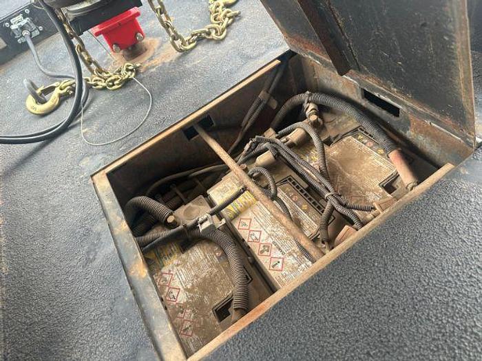 Used 2000 Peterbilt 330 Business Class Custom Schwalb Stretch Hauler