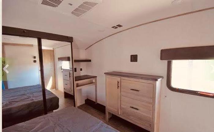 Used 2022 Forest River Cherokee Artic Wolf 3770 Suite