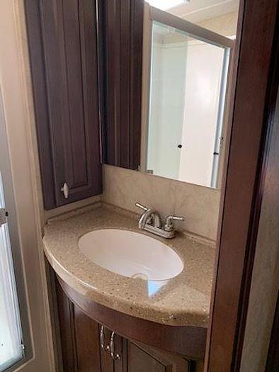 Used 2016 Keystone Montana 3610RL