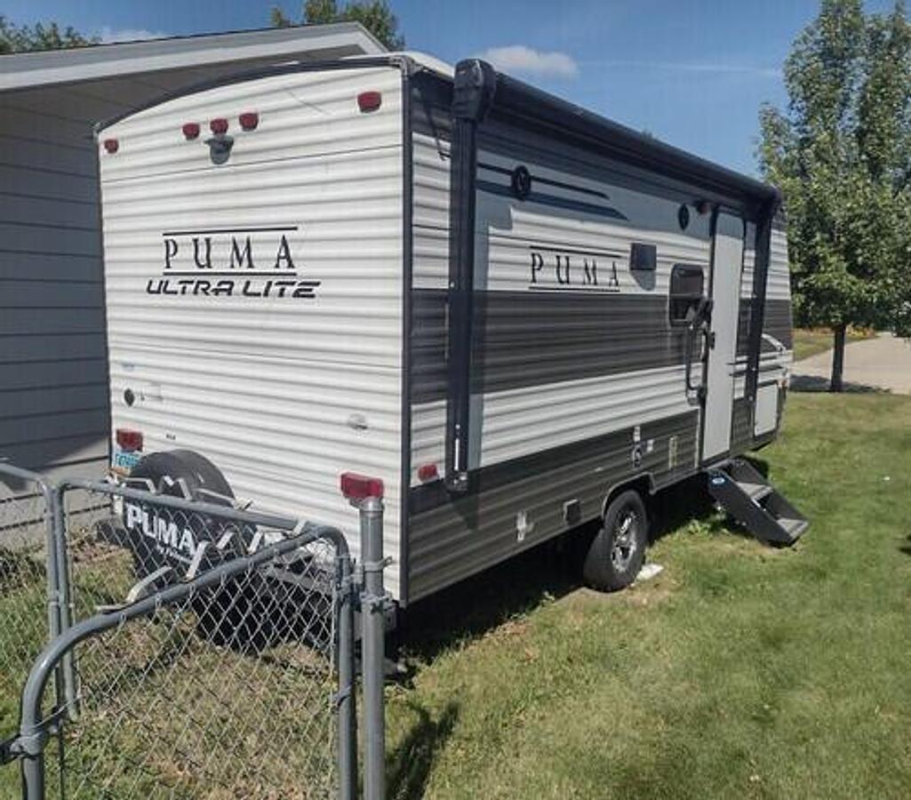 Used 2021 Palomino Puma Ultra Lite