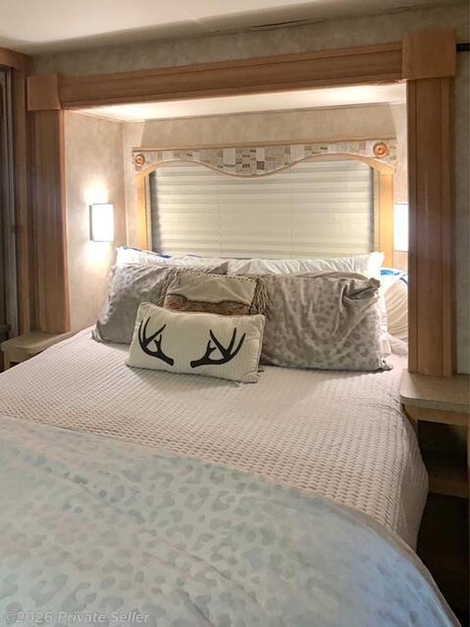 Used 2008 Forest River Berkshire 390QS