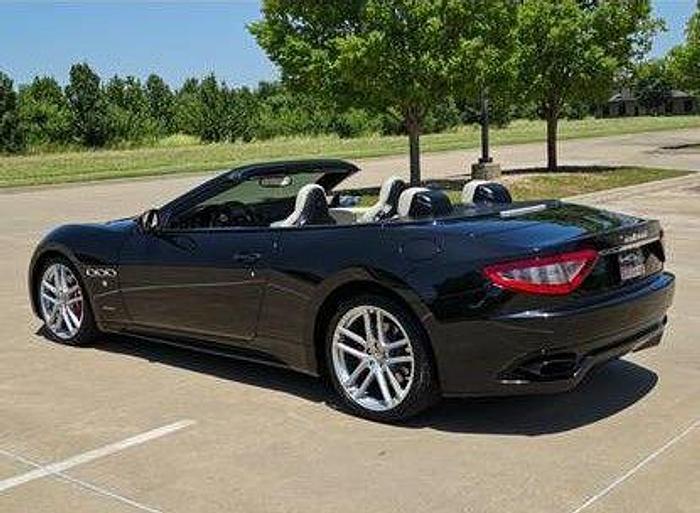 Used 2016 Maserati GranTurismo