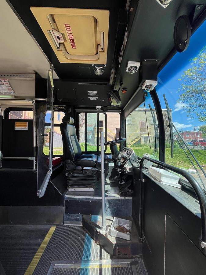 Used 2003 Passenger Bus