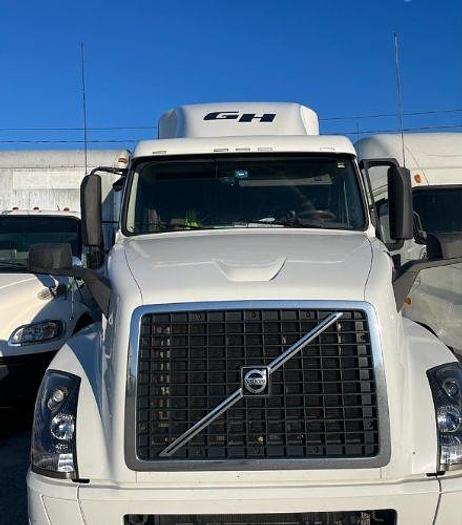 Used 2017 Volvo VNL62T630