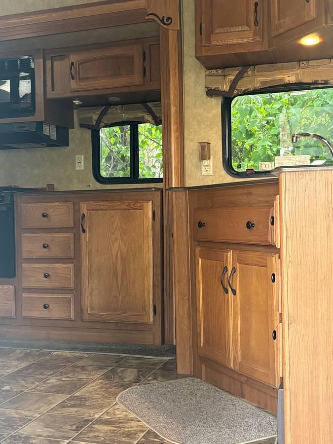 Used 2009 Coachmen Chaparral 322 RSLT