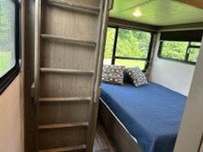 Used 2021 Keystone Cougar 364BHL