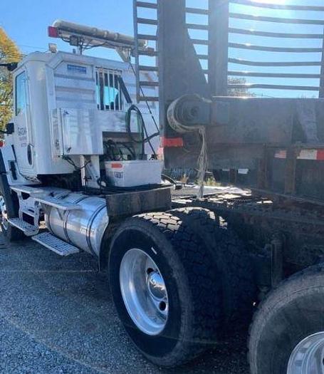 Used 2013 CATERPILLAR CT660