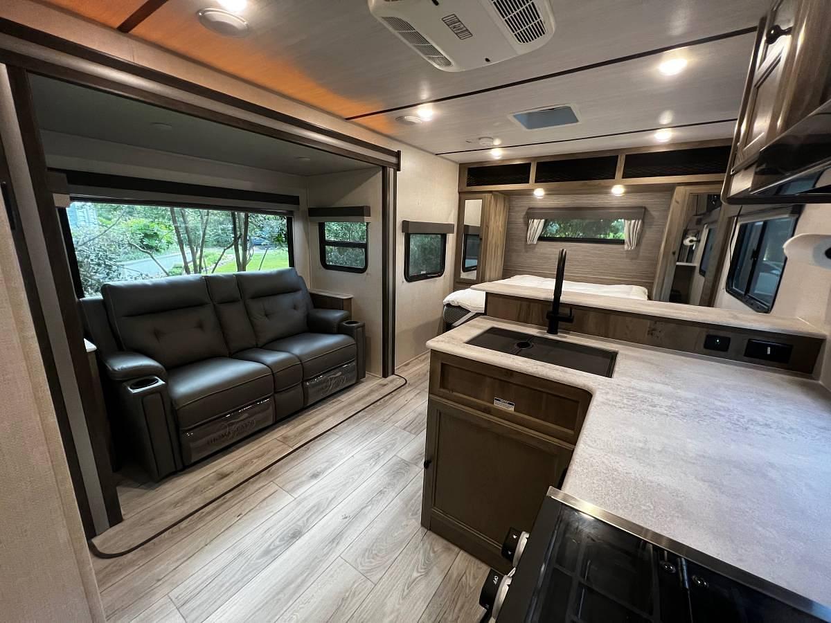 Used 2022 Forest River Surveyor 202RBLE Travel Trailer