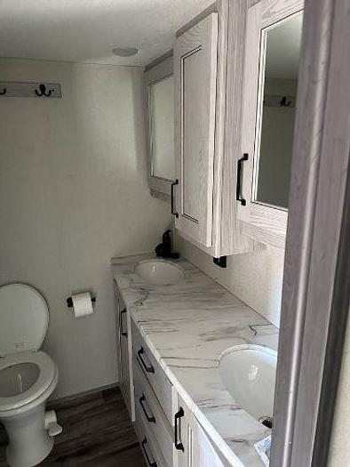 Used 2022 Keystone Montana High Country 331RL