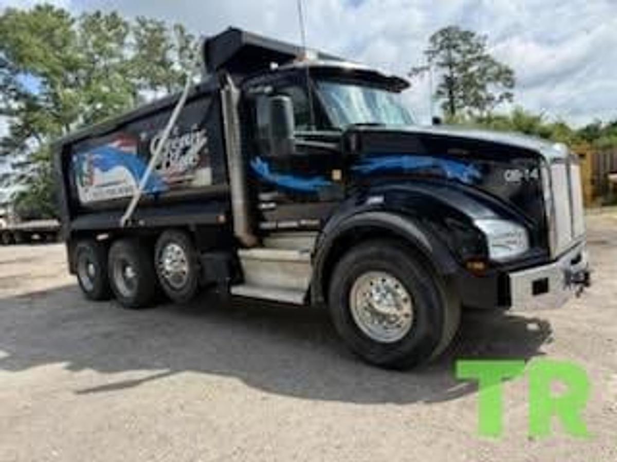 Used 2018 Kenworth T880 Dump Truck