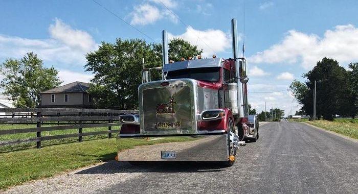 Used 2023 Peterbilt 389