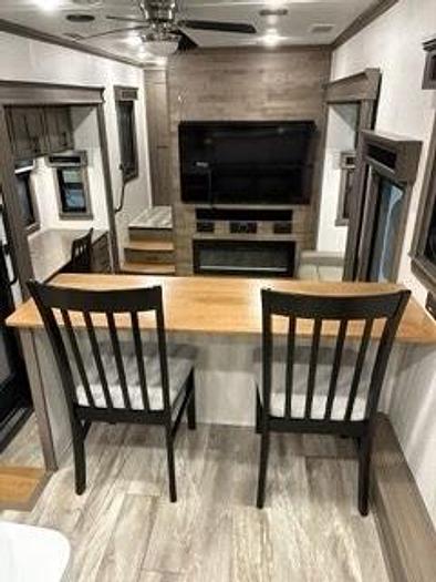 Used 2021 Forest River Riverstone 42FSKG