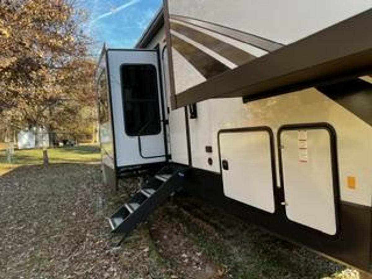 Used 2021 Forest River Sierra Luxury 391FLRB
