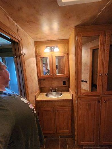 Used 2010 Merhow Aluma Star Three Horse Trailer with Living Quarters